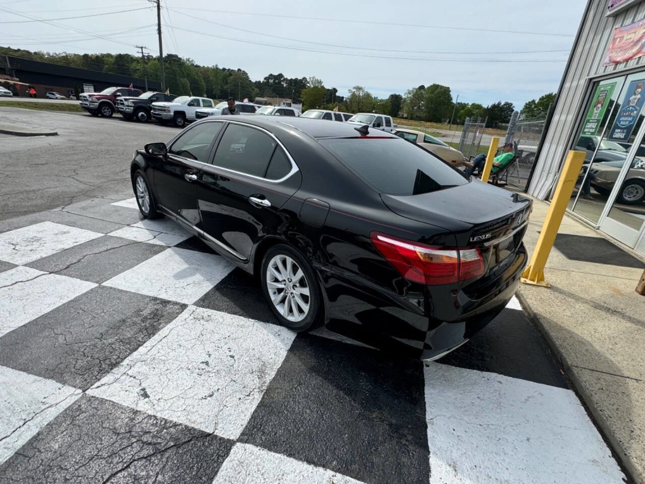 Used 2010 Lexus LS 460 L image 4