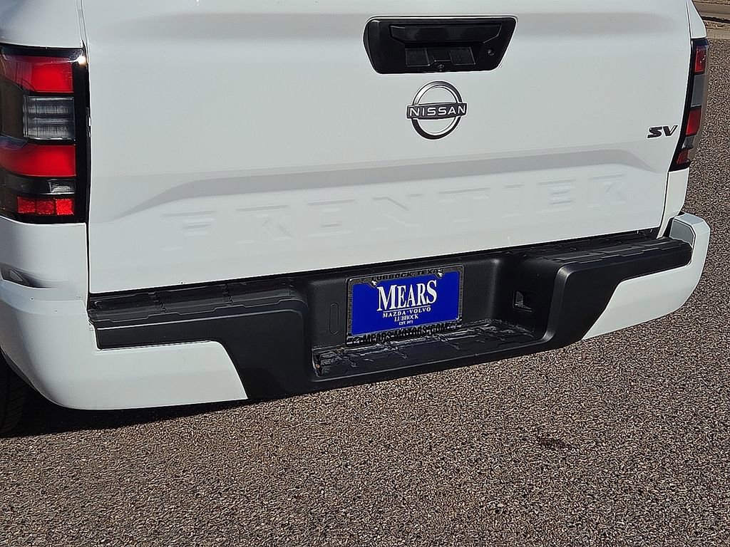 Used 2022 Nissan Frontier SV image 14