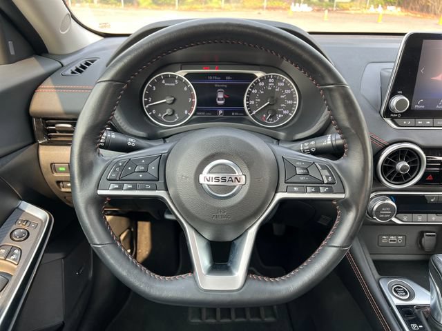 Used 2022 Nissan Sentra SR w/ SR Premium Package FWD image 18