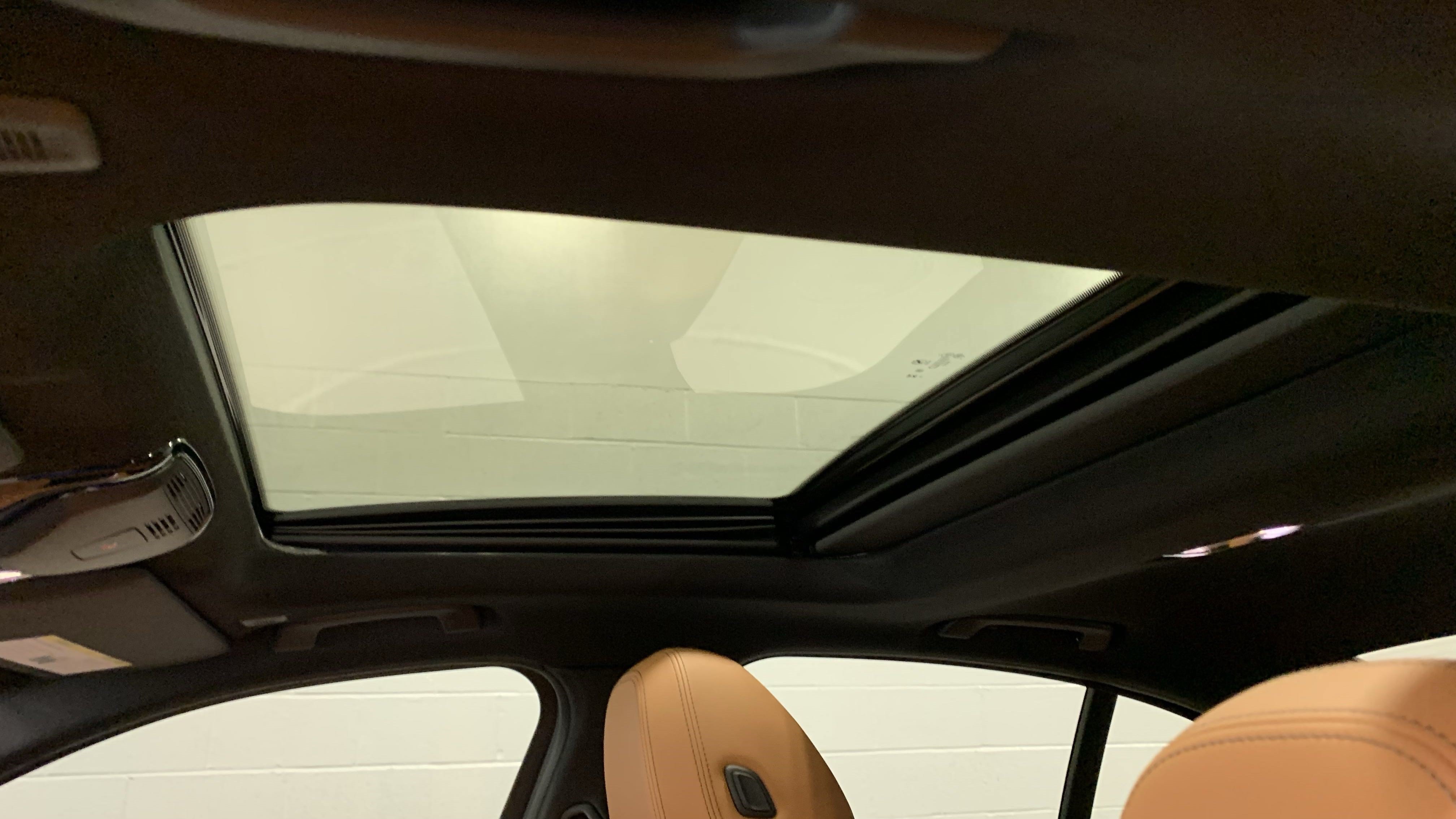 Certified 2025 BMW 330i Sedan w/ Convenience Package RWD image 14
