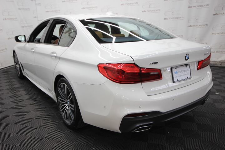 Used 2018 BMW 540i xDrive image 4