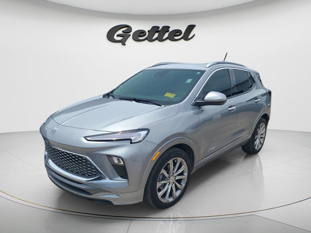 Used 2025 Buick Encore GX Avenir FWD image 1