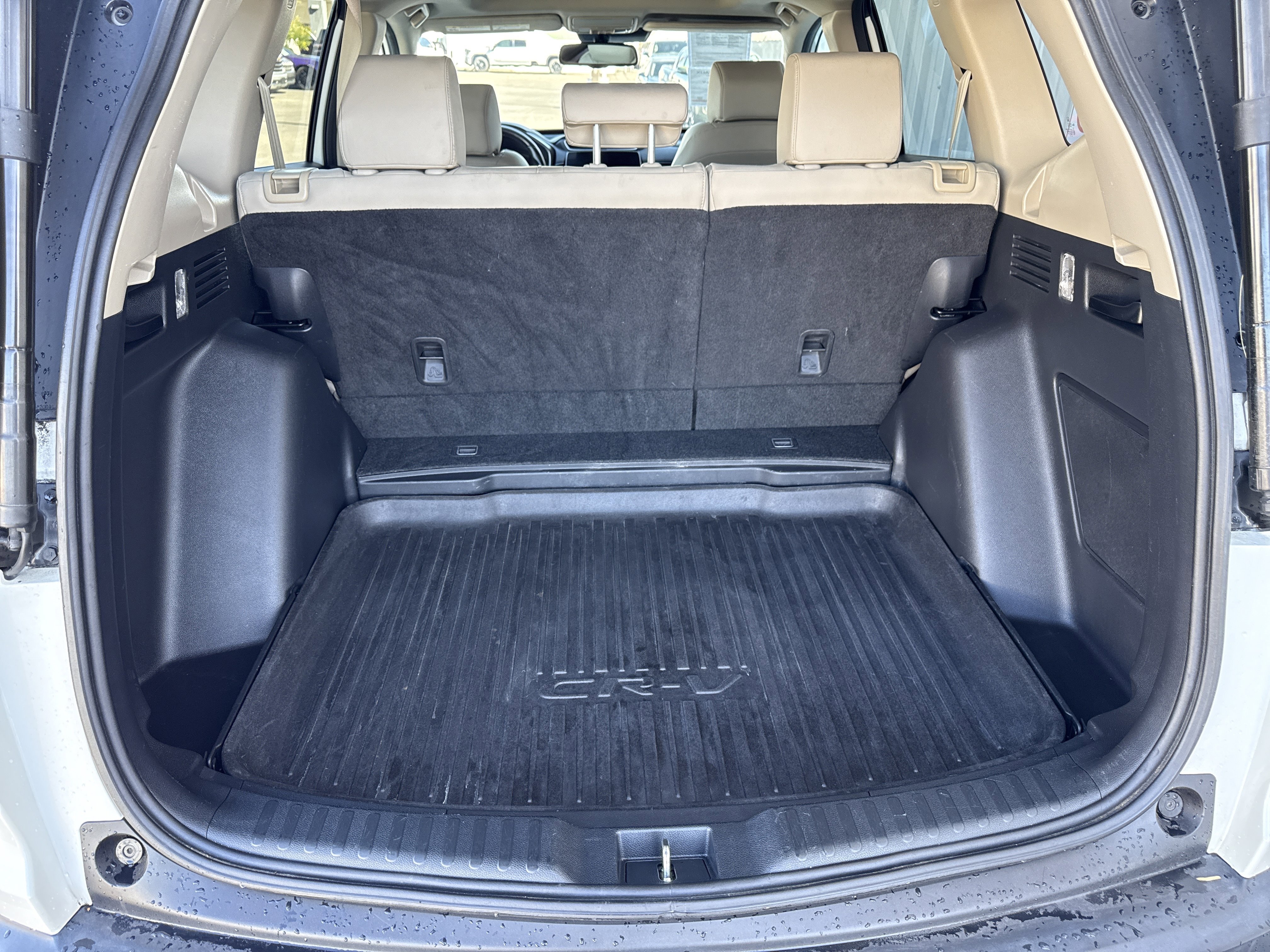 Used 2018 Honda CR-V Touring image 8