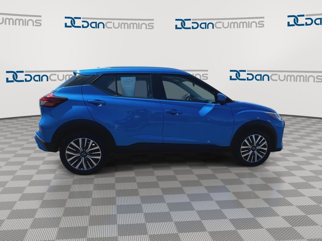 Used 2024 Nissan Kicks SV FWD image 9