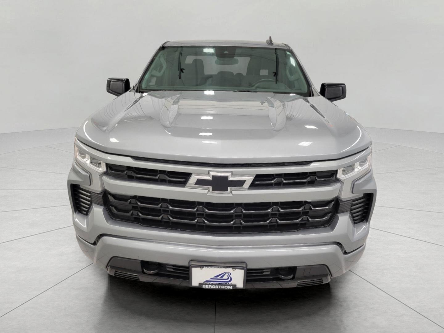 Used 2023 Chevrolet Silverado 1500 RST w/ Z71 Off-Road Package AWD/4WD image 13