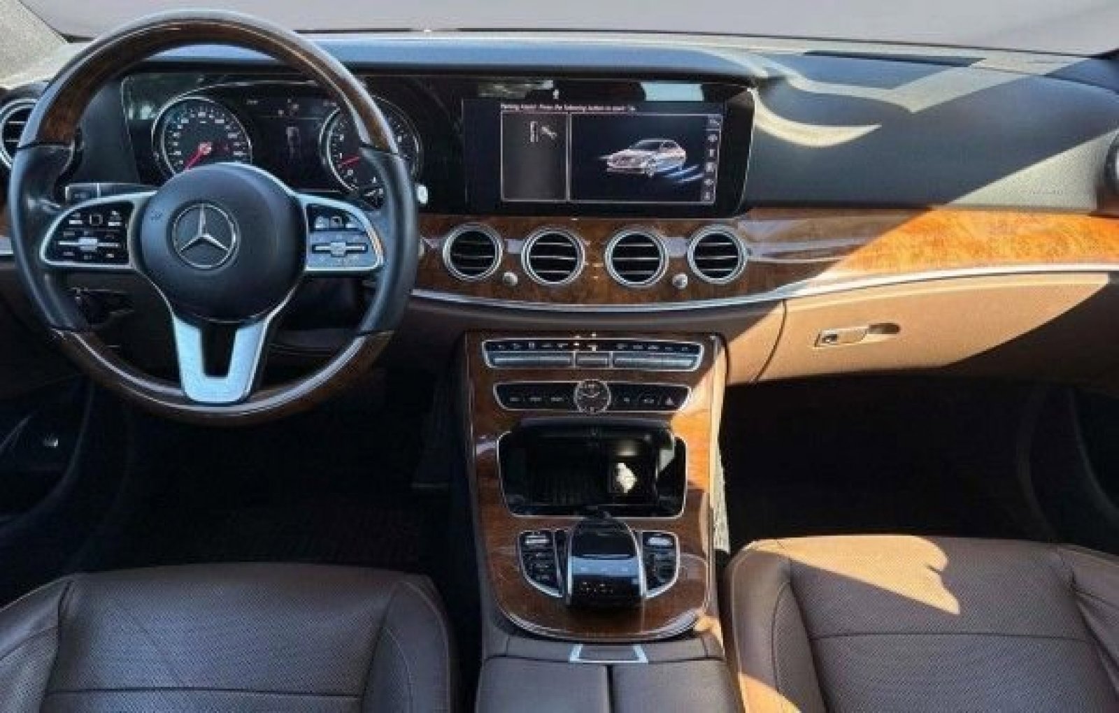 Used 2019 Mercedes-Benz E 450 4MATIC Sedan image 13