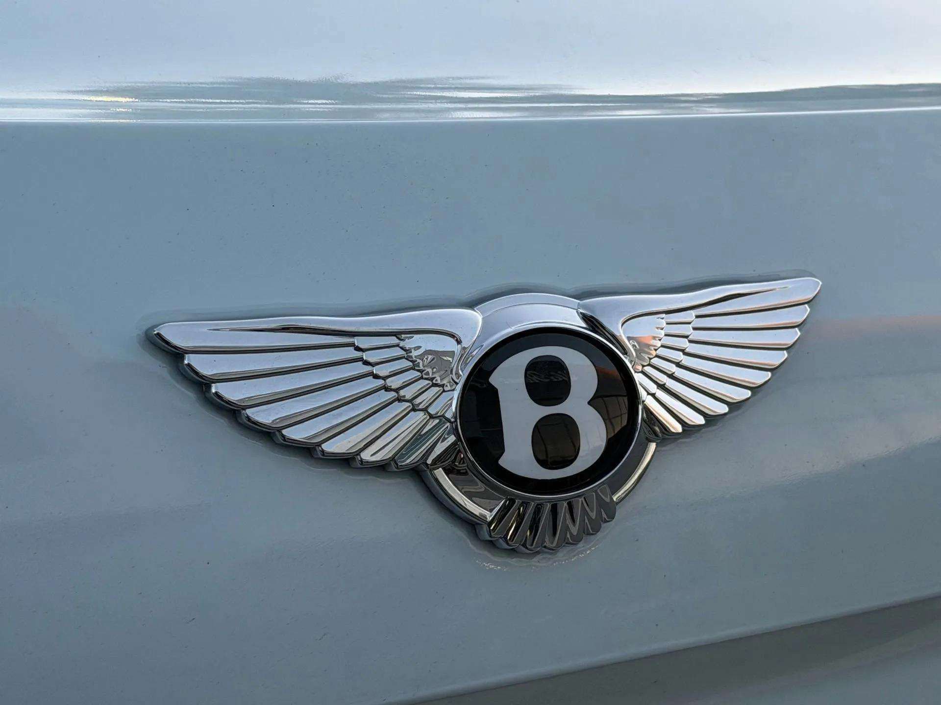 Used 2024 Bentley Flying Spur V8 image 56