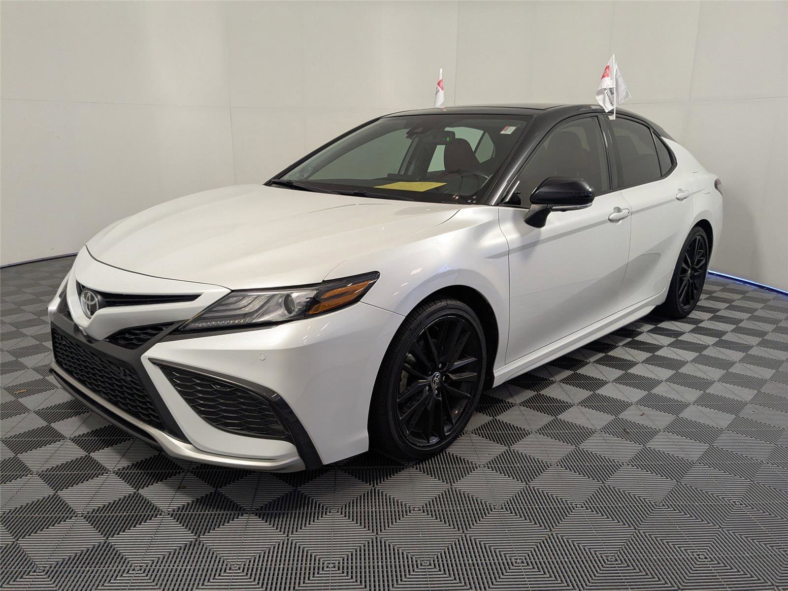 Certified 2021 Toyota Camry XSE w/ Navigation Package image 2