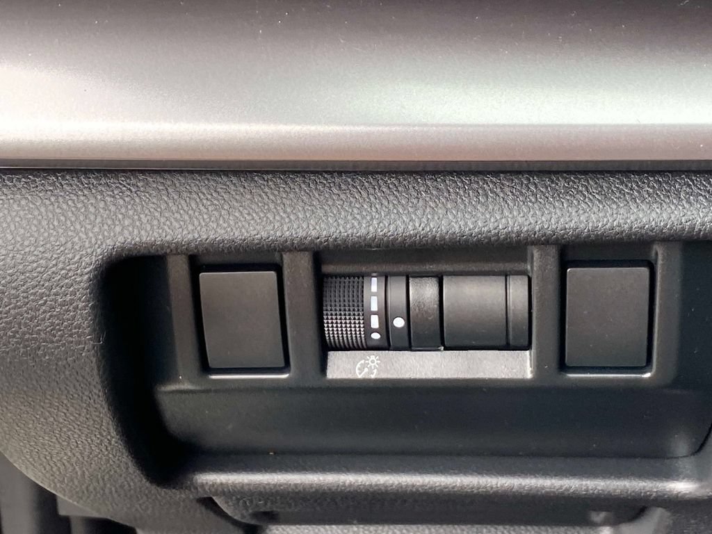 Certified 2025 Subaru Impreza 2.0i AWD/4WD image 21