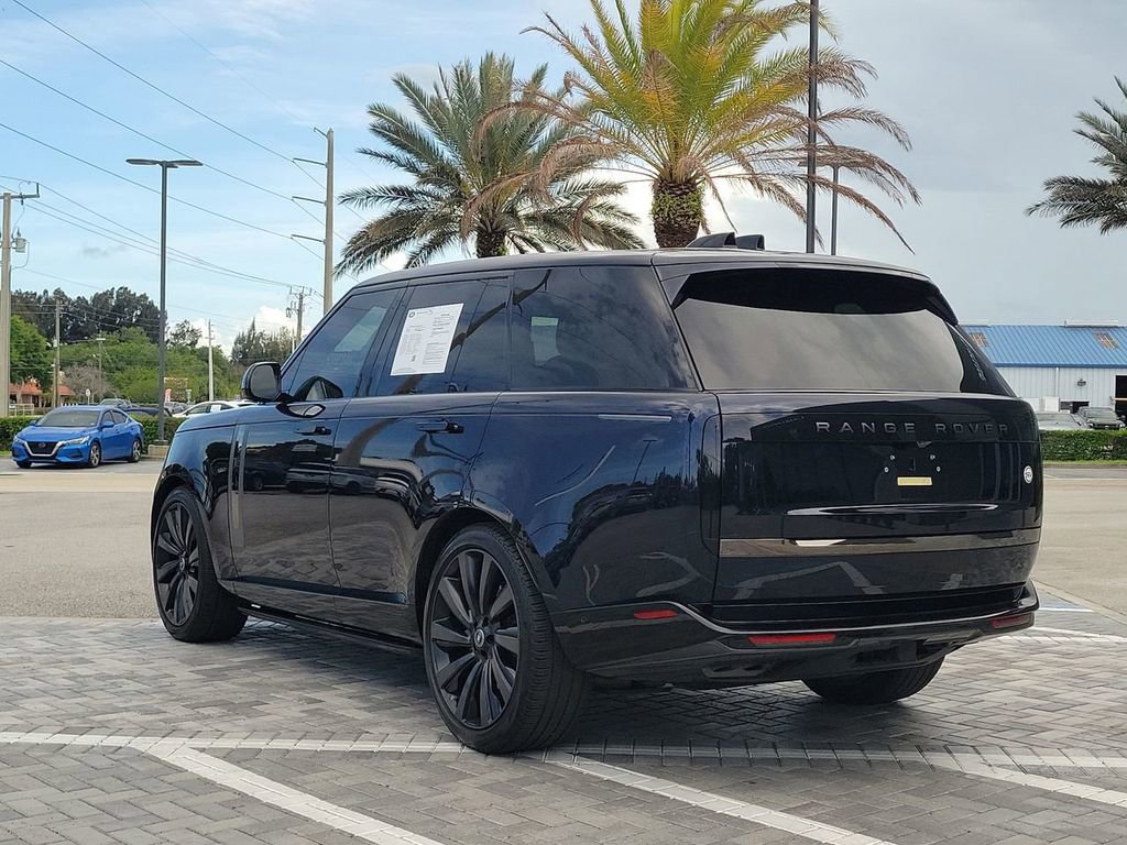 Certified 2023 Land Rover Range Rover SV AWD/4WD image 3