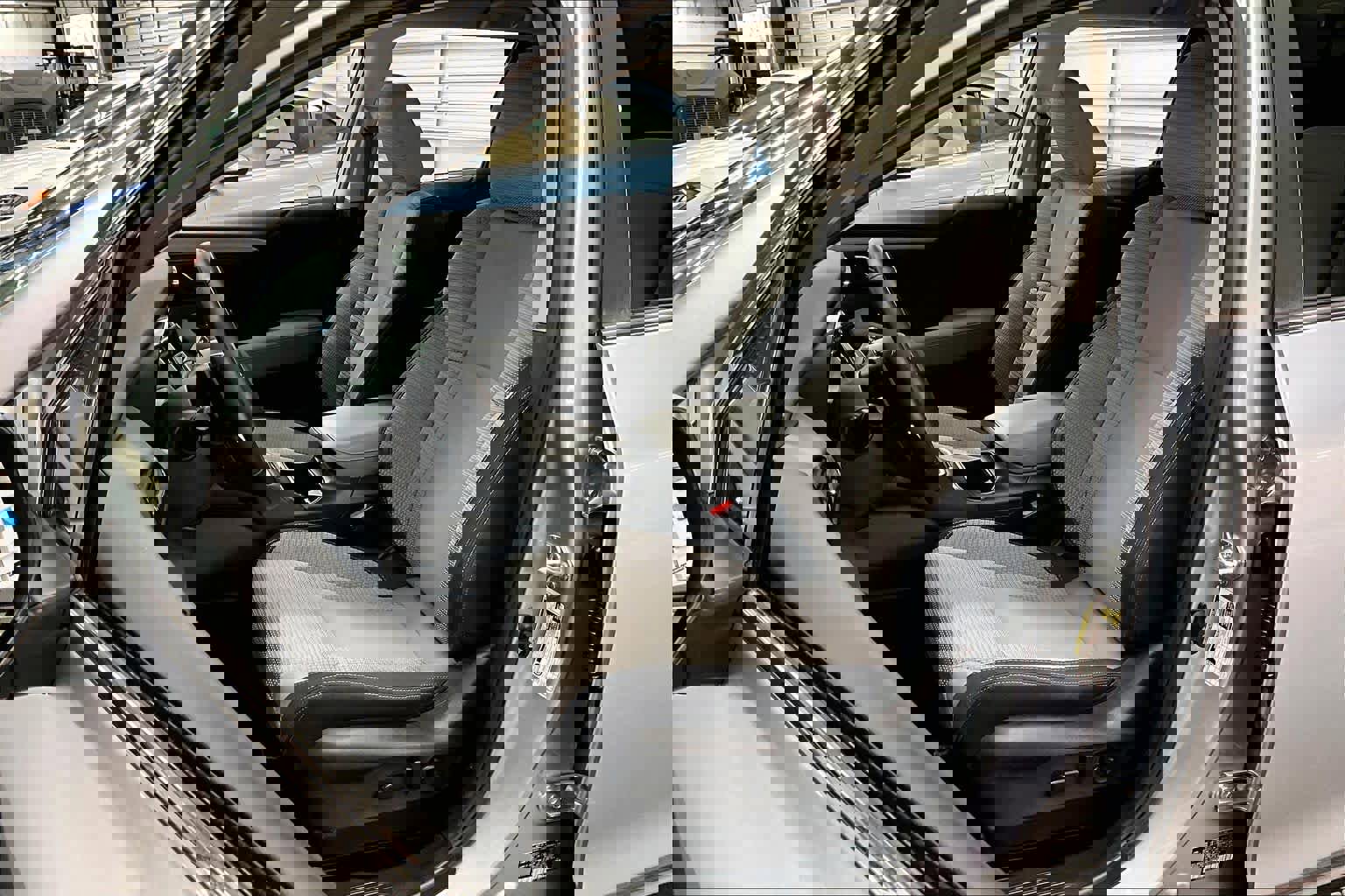 Used 2022 Subaru Outback Premium image 27