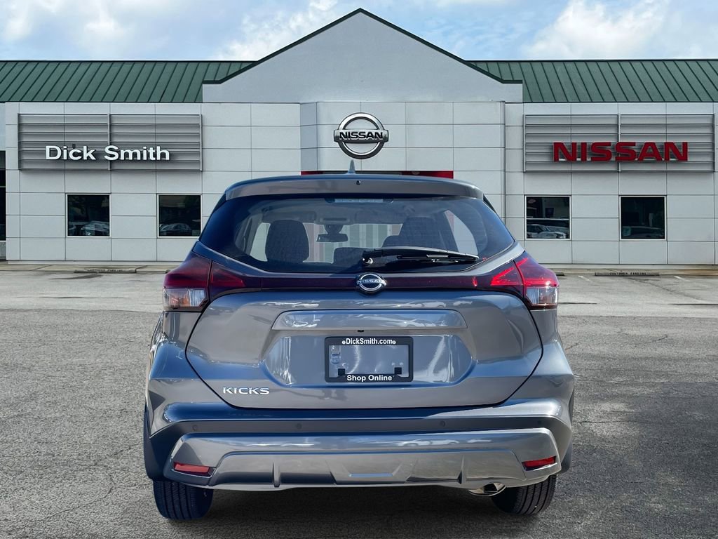 Used 2025 Nissan Kicks Play S image 5