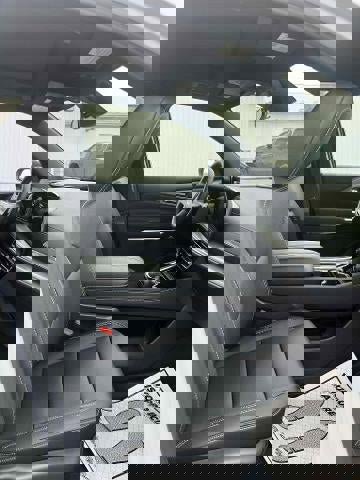 New 2026 Chevrolet Traverse LT image 11