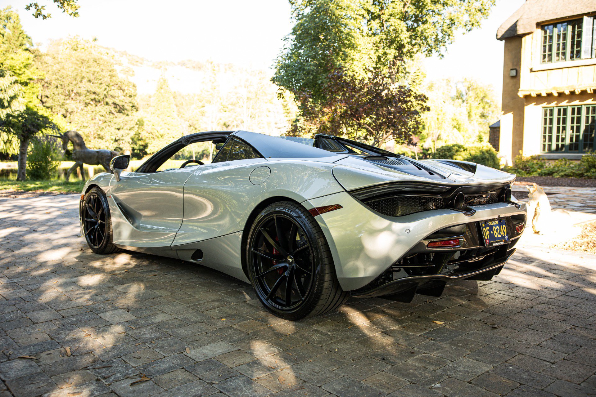 Used 2021 McLaren 720S Performance RWD image 8