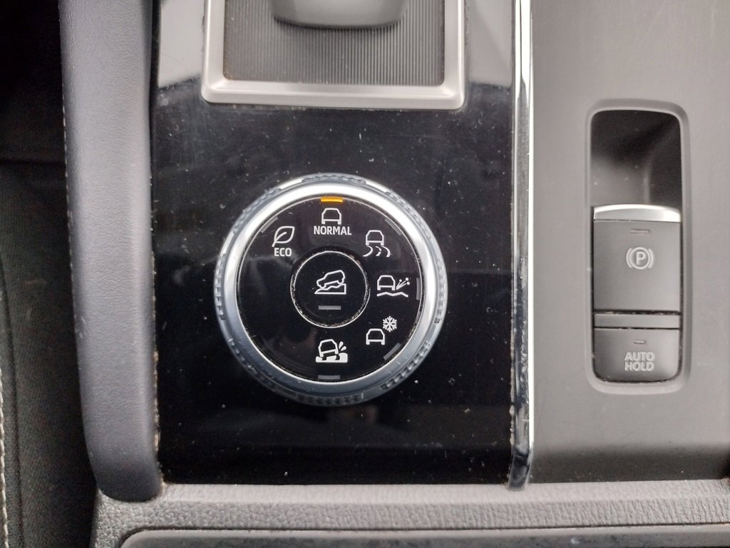 Used 2022 Mitsubishi Outlander ES image 23