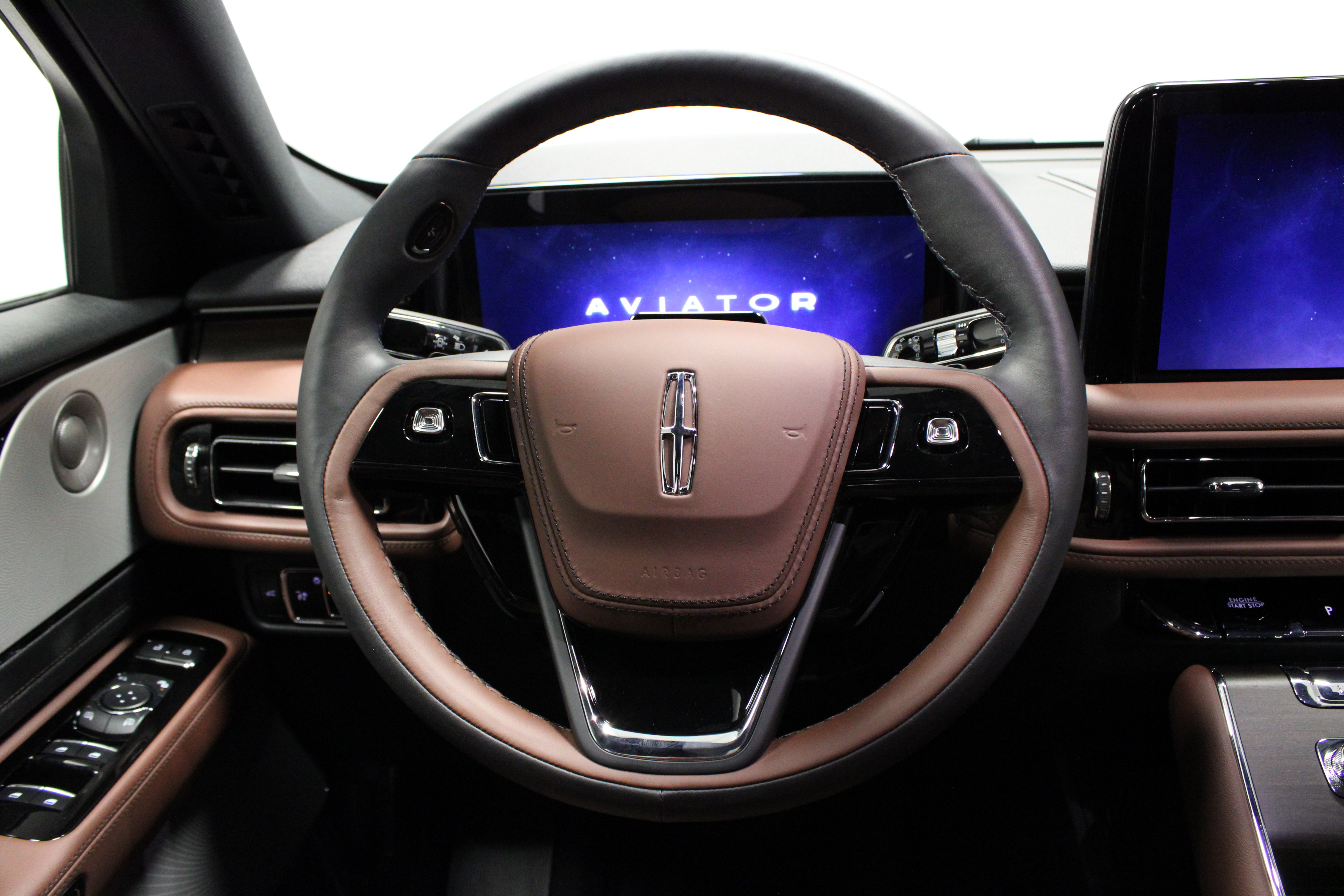 New 2027 Lincoln Aviator Reserve AWD/4WD image 23
