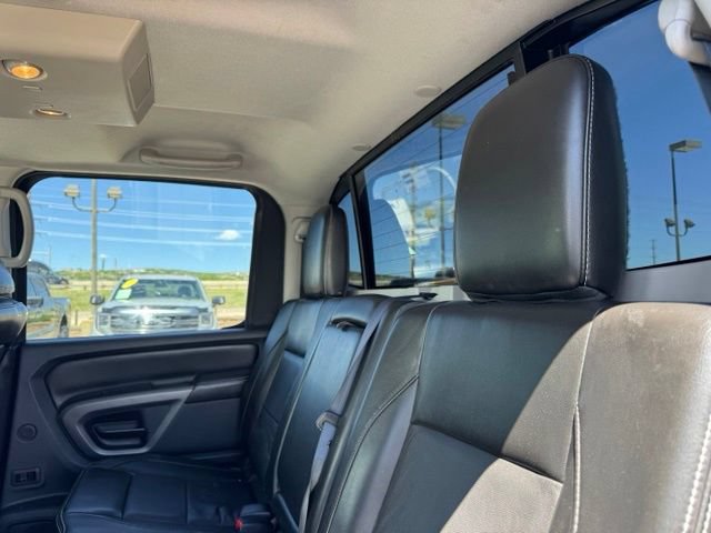Used 2015 Nissan Titan PRO-4X w/ Pro-4x Luxury Package AWD/4WD image 18