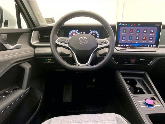 Certified 2025 Volkswagen Tiguan S AWD/4WD image 11