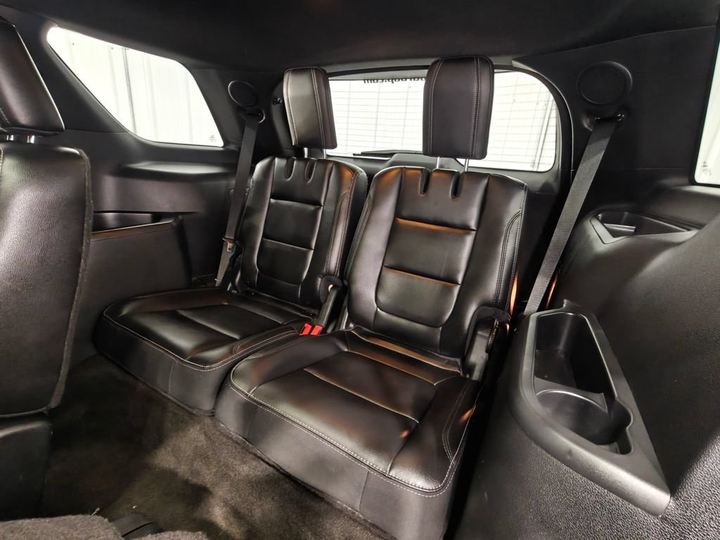 Used 2017 Ford Explorer Limited w/ Equipment Group 301A AWD/4WD image 35