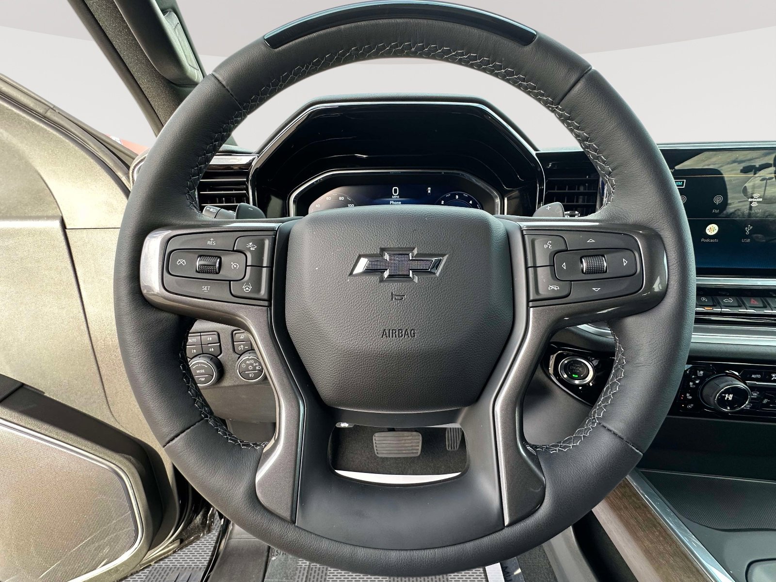 Certified 2025 Chevrolet Silverado 1500 High Country w/ Midnight Edition image 15