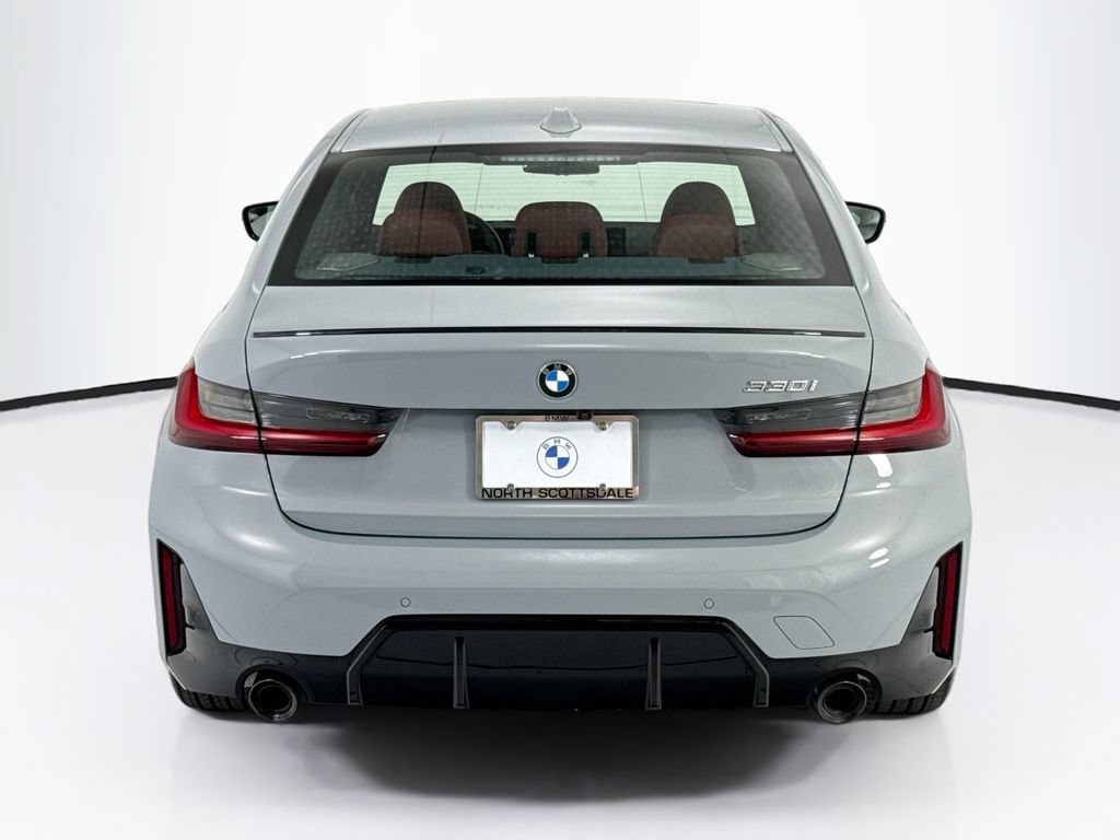 Used 2026 BMW 330i Sedan w/ M Sport Package RWD image 6