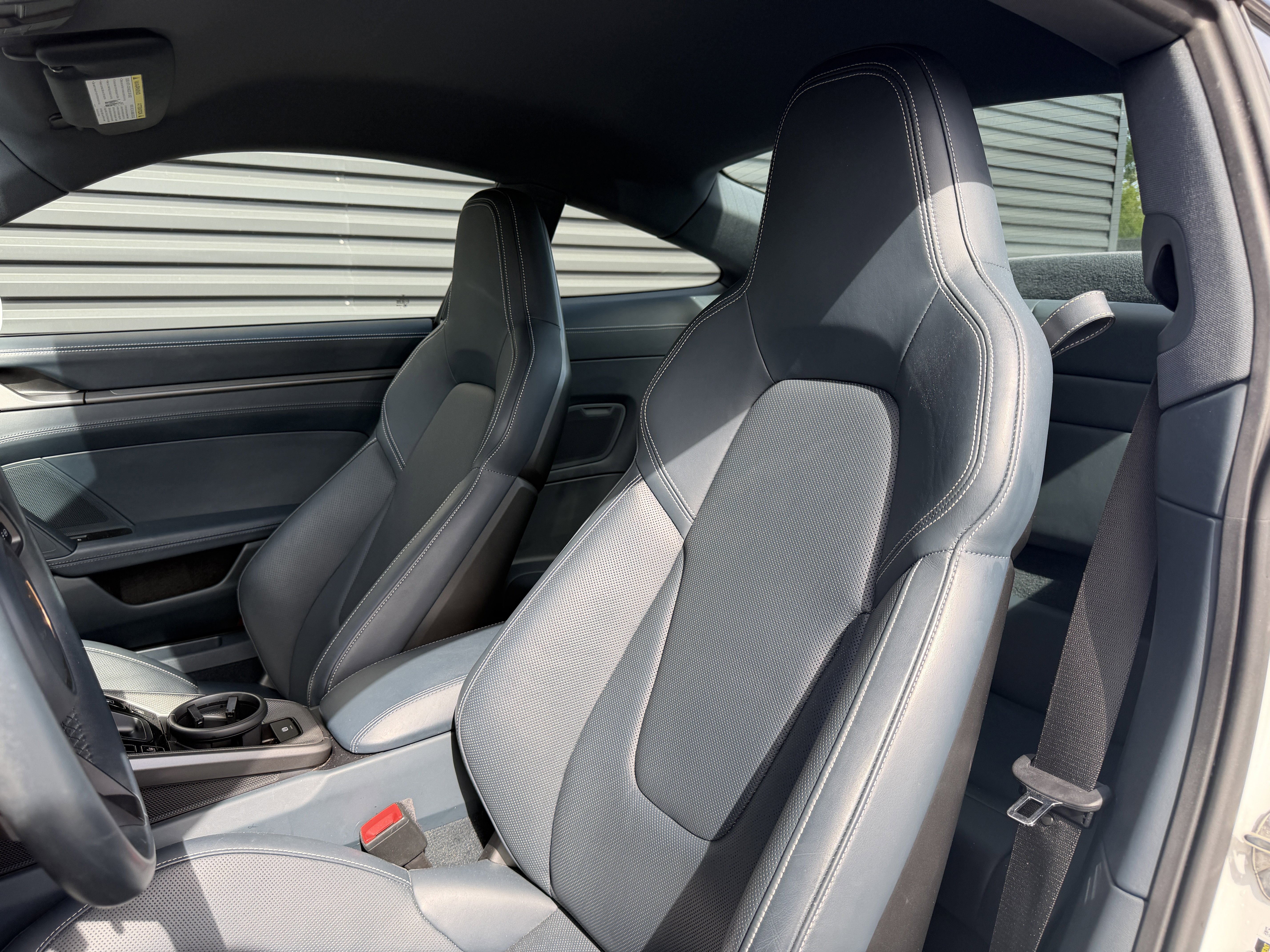 Certified 2022 Porsche 911 Carrera image 5