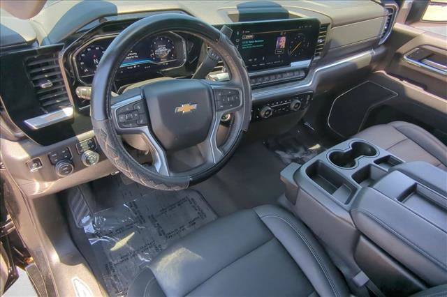 Used 2025 Chevrolet Silverado 2500 LTZ AWD/4WD image 10