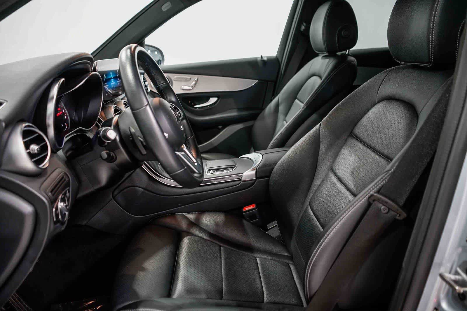 Certified 2022 Mercedes-Benz GLC 300 image 16