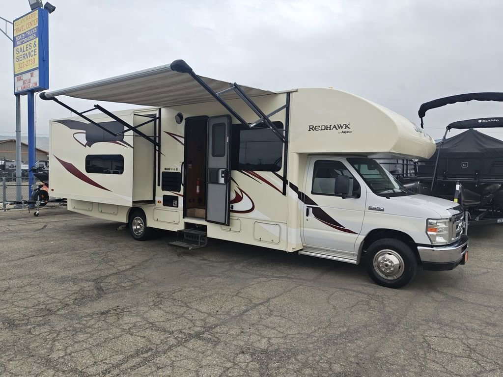 Used 2016 Ford E-450 and Econoline 450 Super Duty w/ Motorhome Prep Package image 31