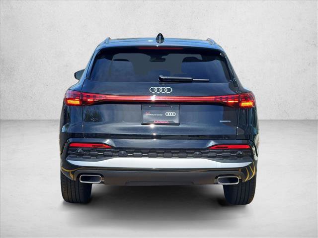 Certified 2025 Audi Q5 Premium w/ Convenience Package AWD/4WD image 7