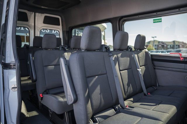 Used 2024 Mercedes-Benz Sprinter 2500 image 31