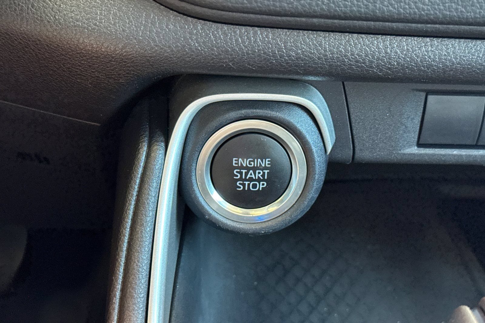 Certified 2025 Toyota Grand Highlander AWD image 28