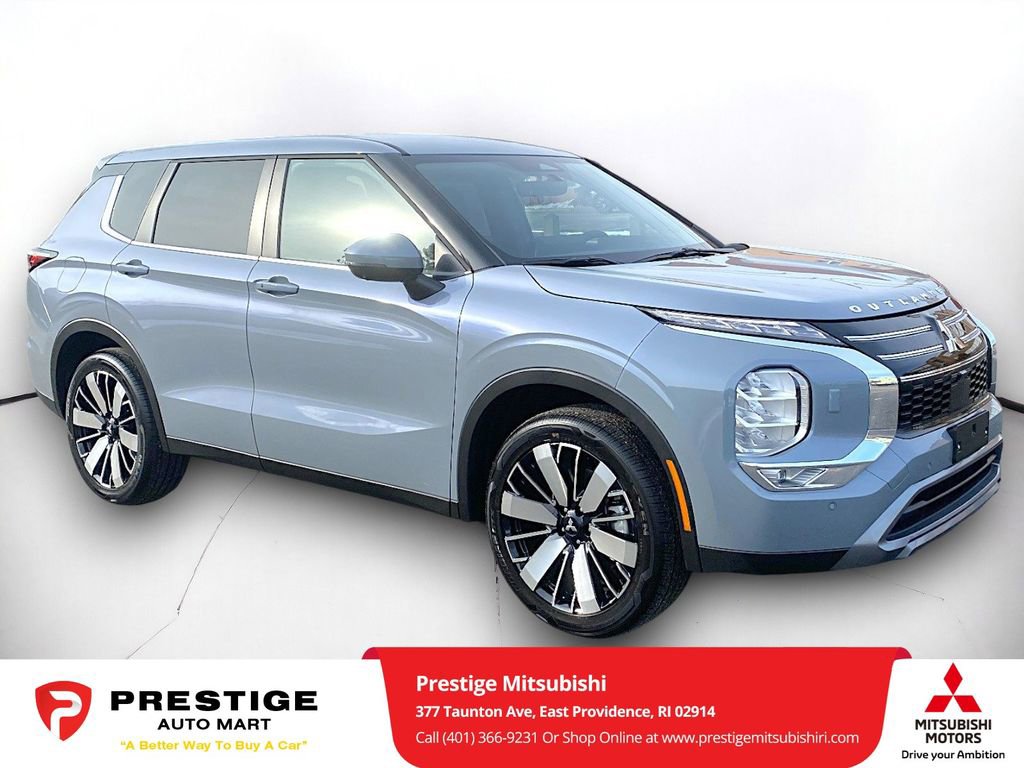 New 2026 Mitsubishi Outlander SE image 1