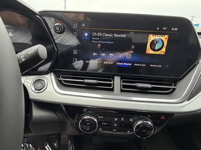 New 2026 Chevrolet Trax LT w/ Driver Confidence Package FWD image 14