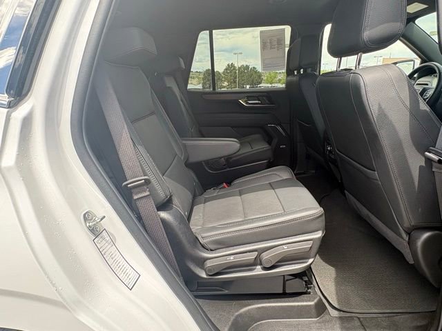 Used 2025 GMC Yukon Denali AWD/4WD image 29