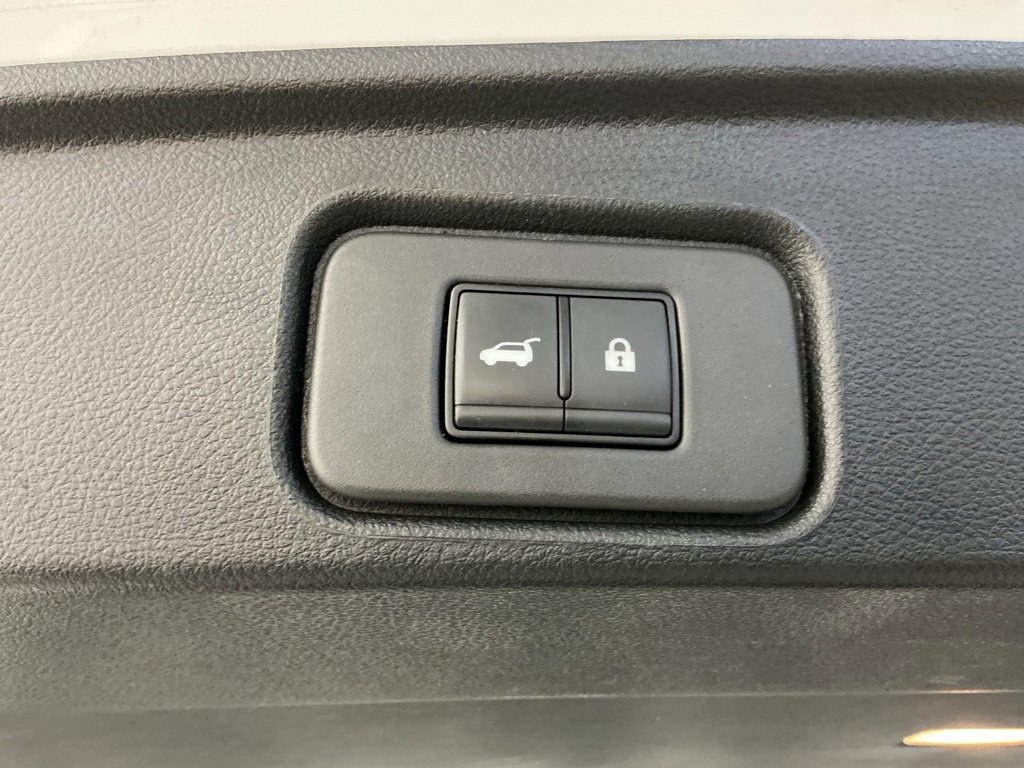 Used 2025 Nissan Pathfinder SL image 30