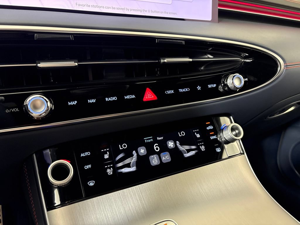 New 2027 Genesis GV70 2.5T Sport Prestige AWD/4WD image 34
