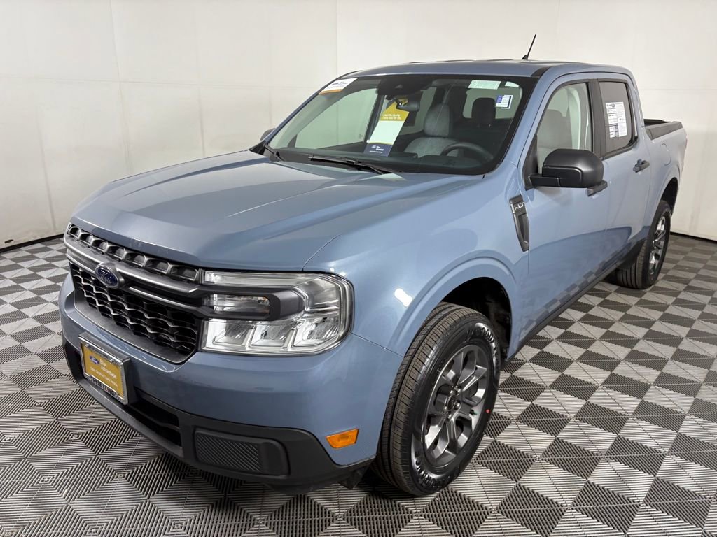 Certified 2024 Ford Maverick XLT image 3