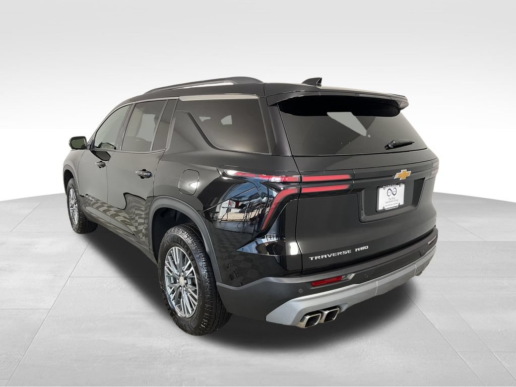 Used 2024 Chevrolet Traverse LT AWD/4WD image 7
