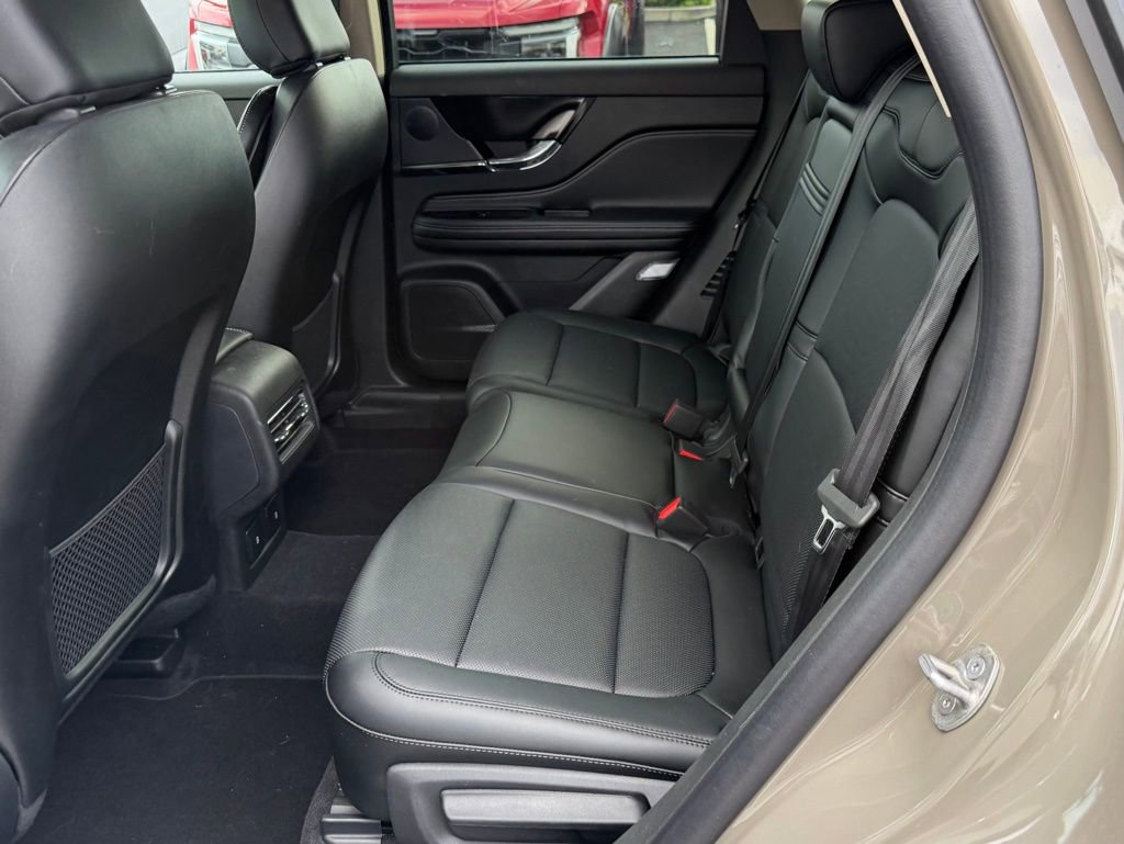 Used 2025 Lincoln Corsair FWD w/ Equipment Group 101A image 29