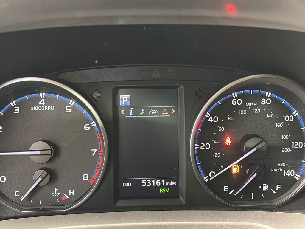 Used 2018 Toyota RAV4 XLE AWD/4WD image 15