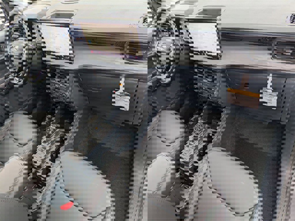 New 2026 Ford Maverick Lariat w/ Black Appearance Package image 21