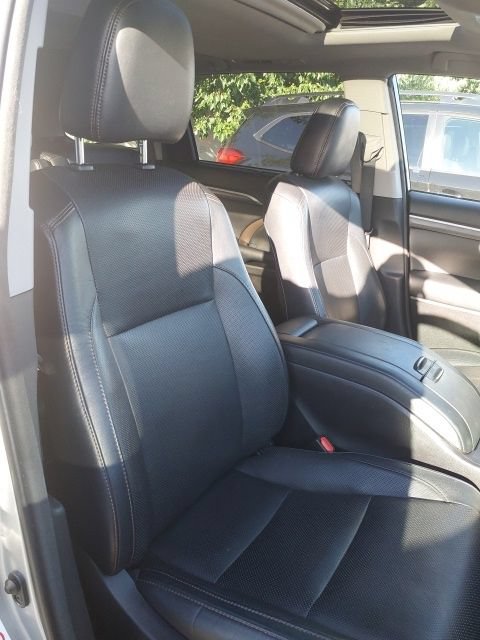 Used 2017 Toyota Highlander Limited AWD/4WD image 17