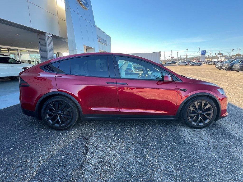 Used 2024 Tesla Model X image 10