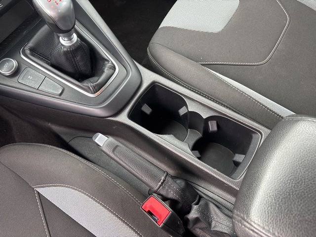 Used 2017 Ford Focus ST image 36