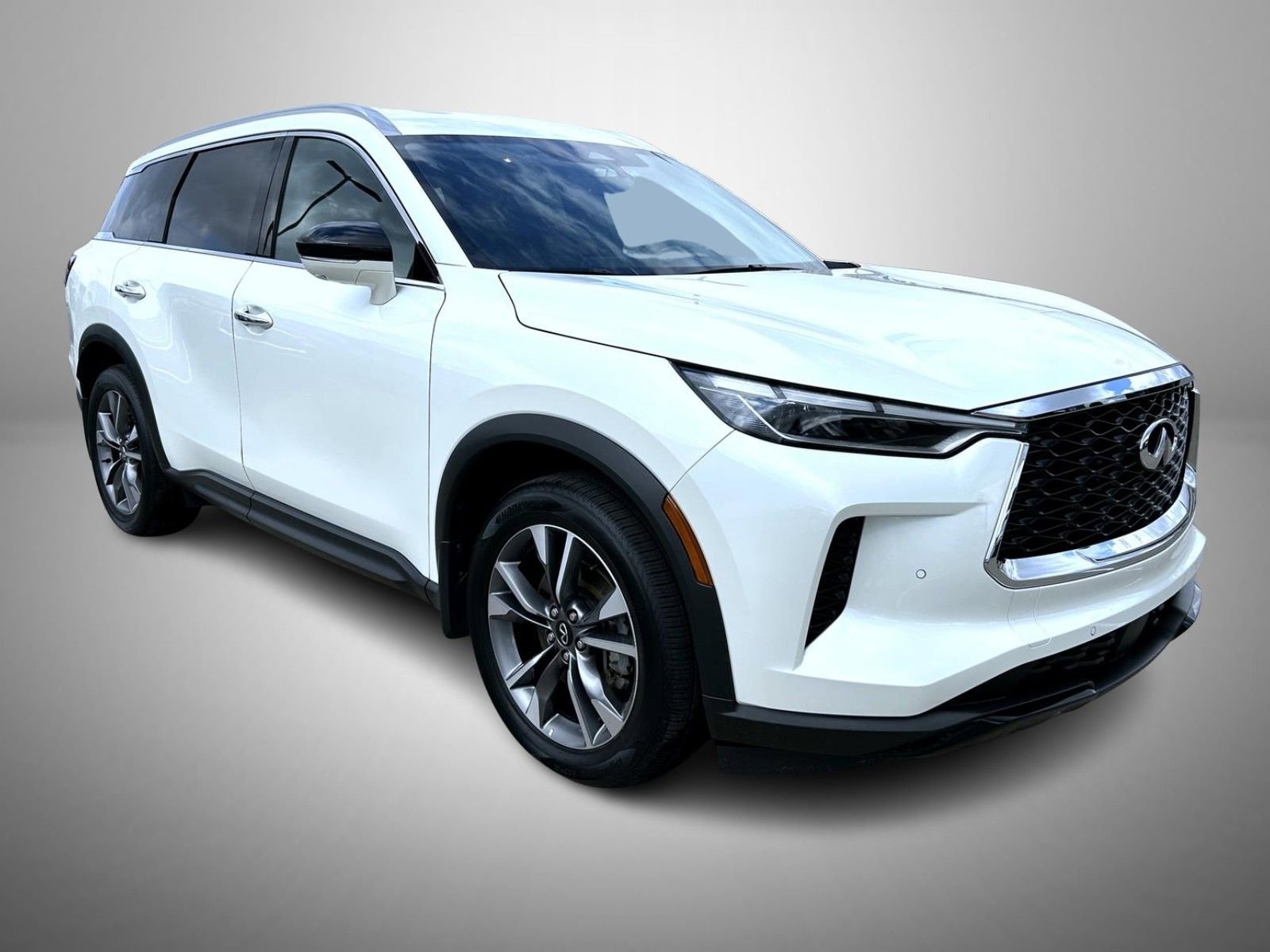 Used 2023 INFINITI QX60 Luxe w/ Cargo Package image 3