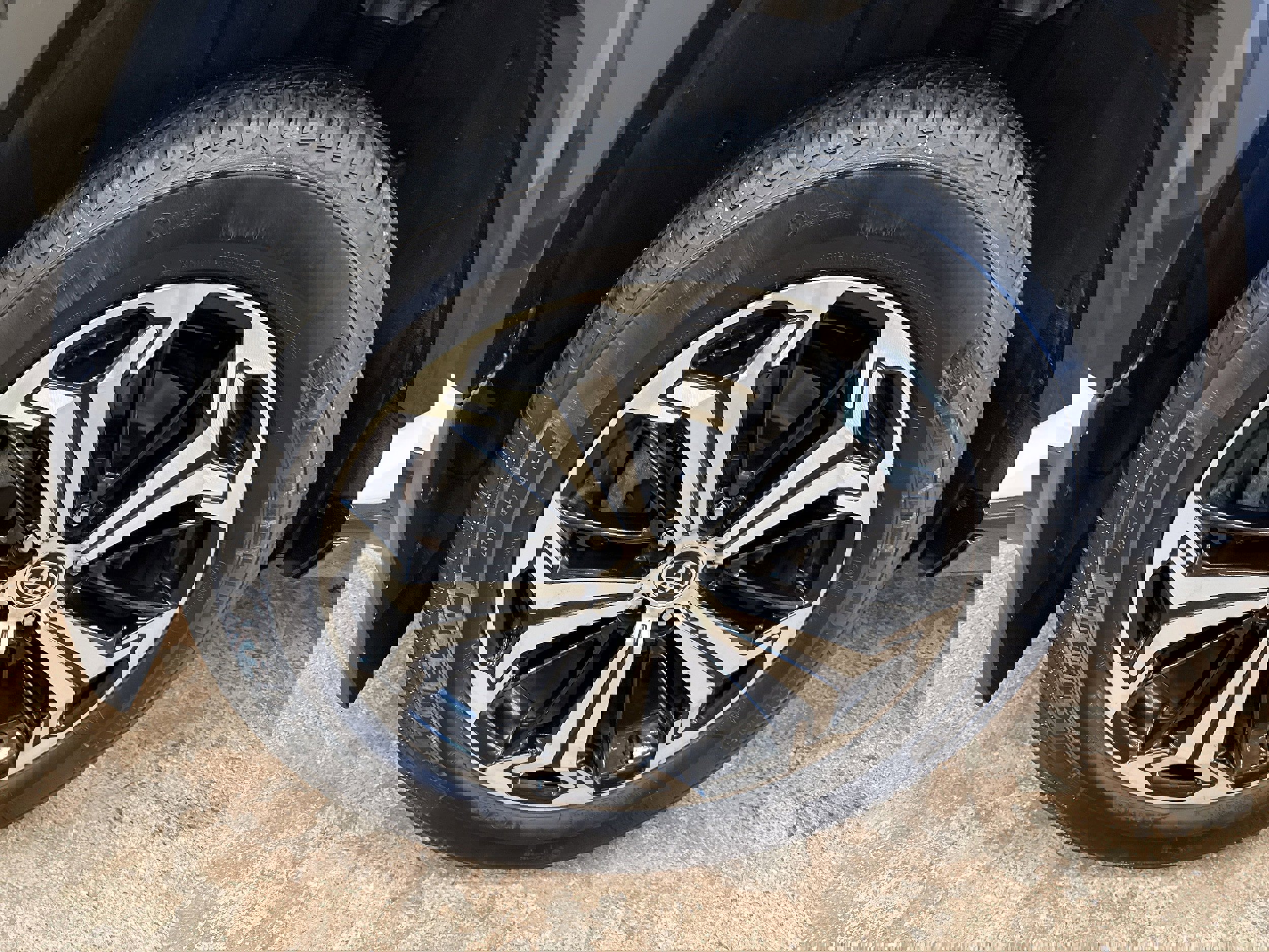 Used 2021 Toyota RAV4 XSE image 13