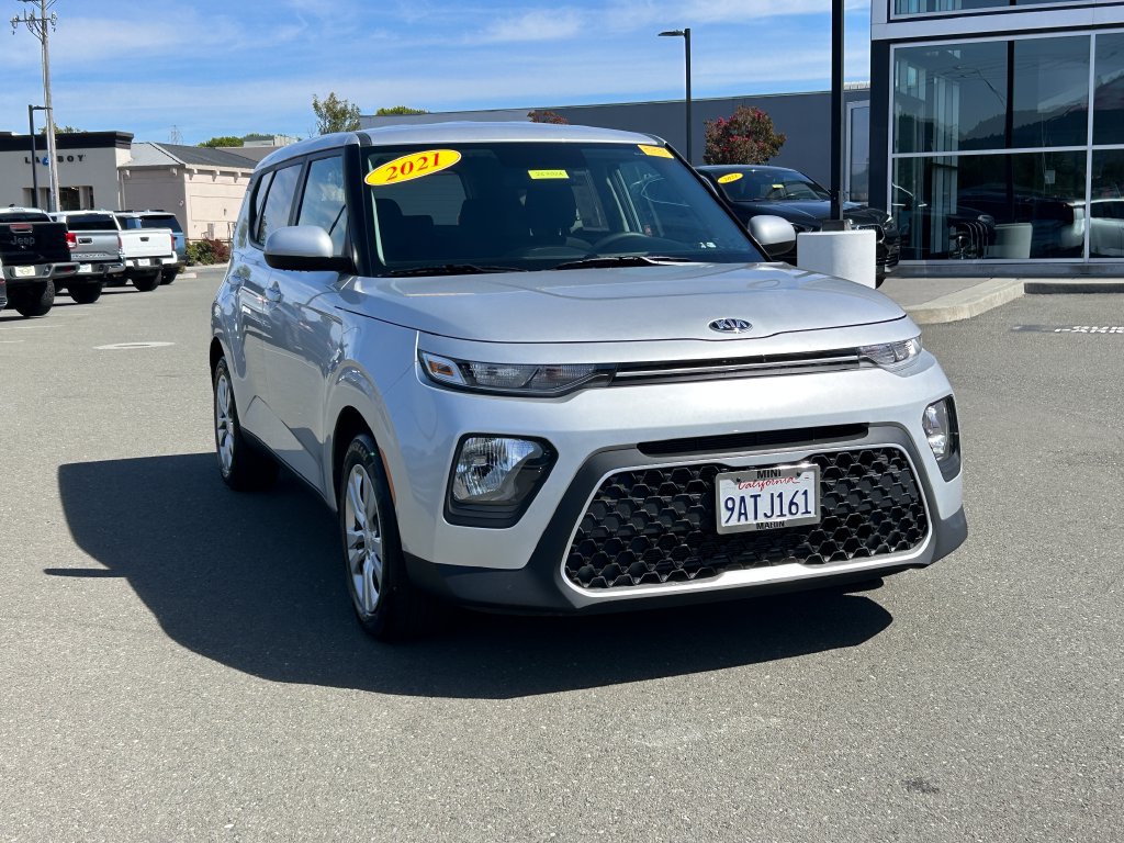 Used 2021 Kia Soul LX FWD image 7