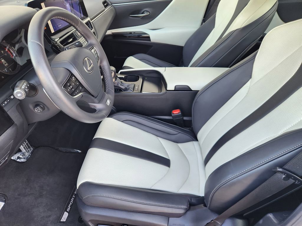 Certified 2023 Lexus ES 350 F Sport w/ Accessory Package (Z2) image 13