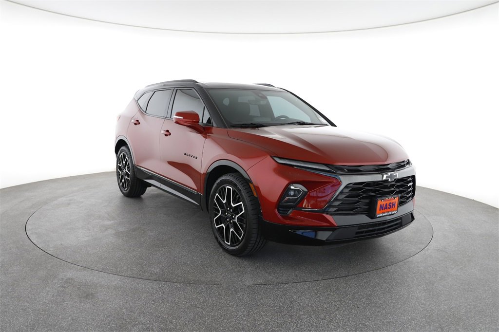 Used 2023 Chevrolet Blazer RS w/ Driver Confidence II Package image 2